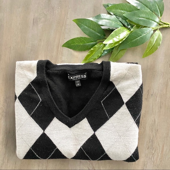 Express Merino Wool Sweater - Picture 2 of 3